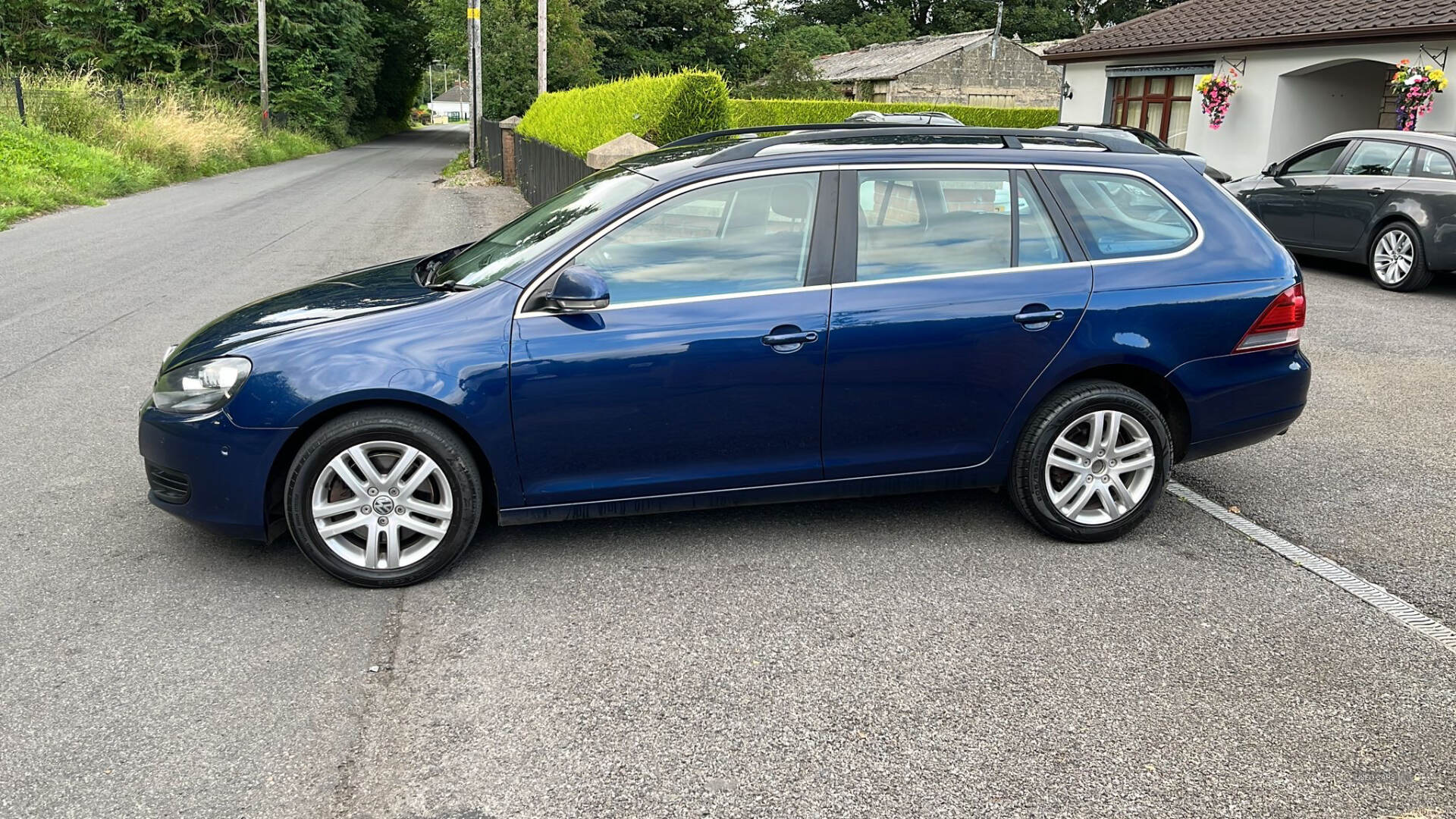 Volkswagen Golf DIESEL ESTATE in Fermanagh