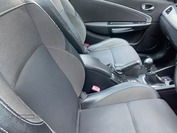 Renault Megane DIESEL COUPE CABRIOLET in Tyrone
