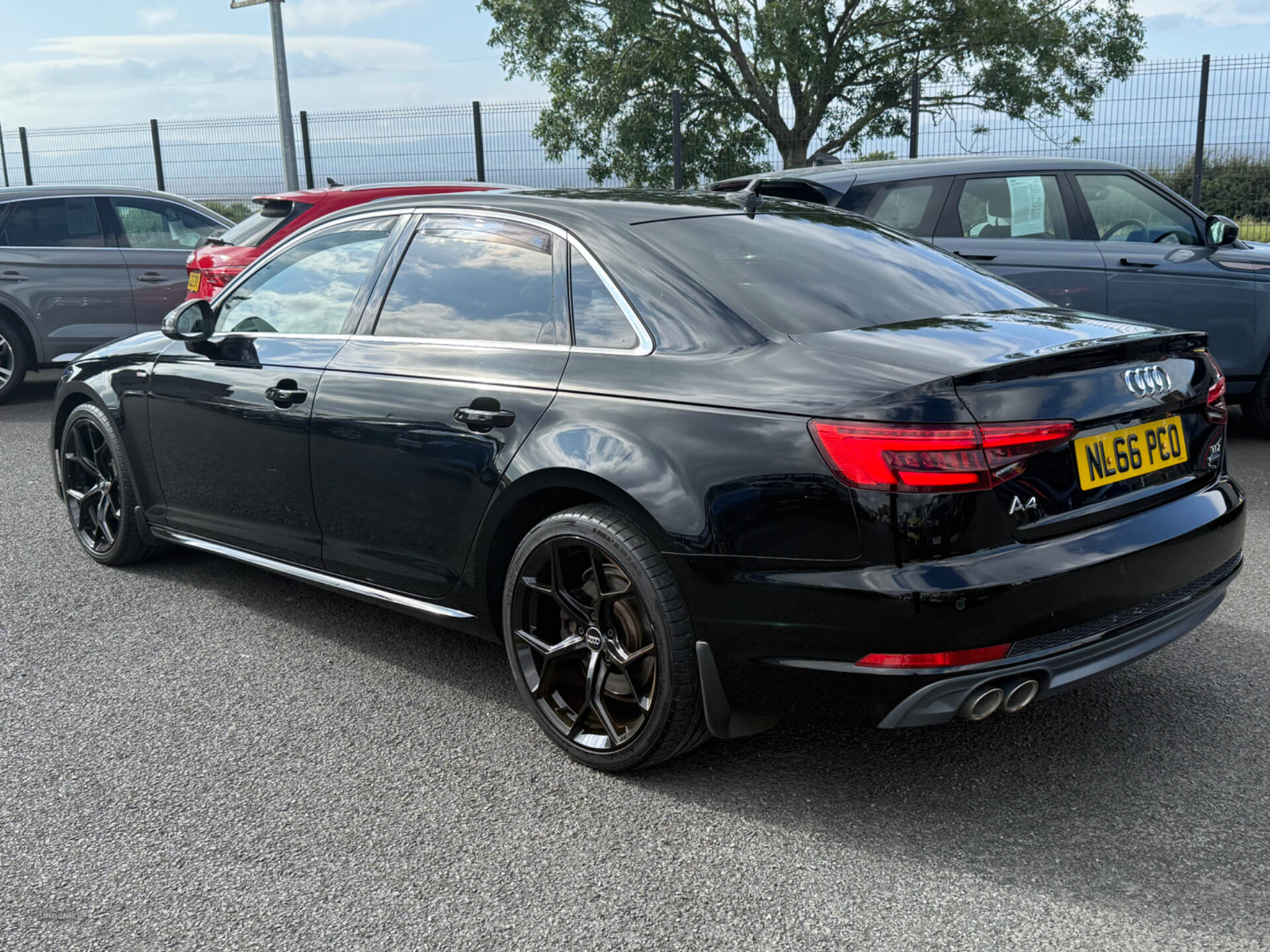 Car Thumbnail 4