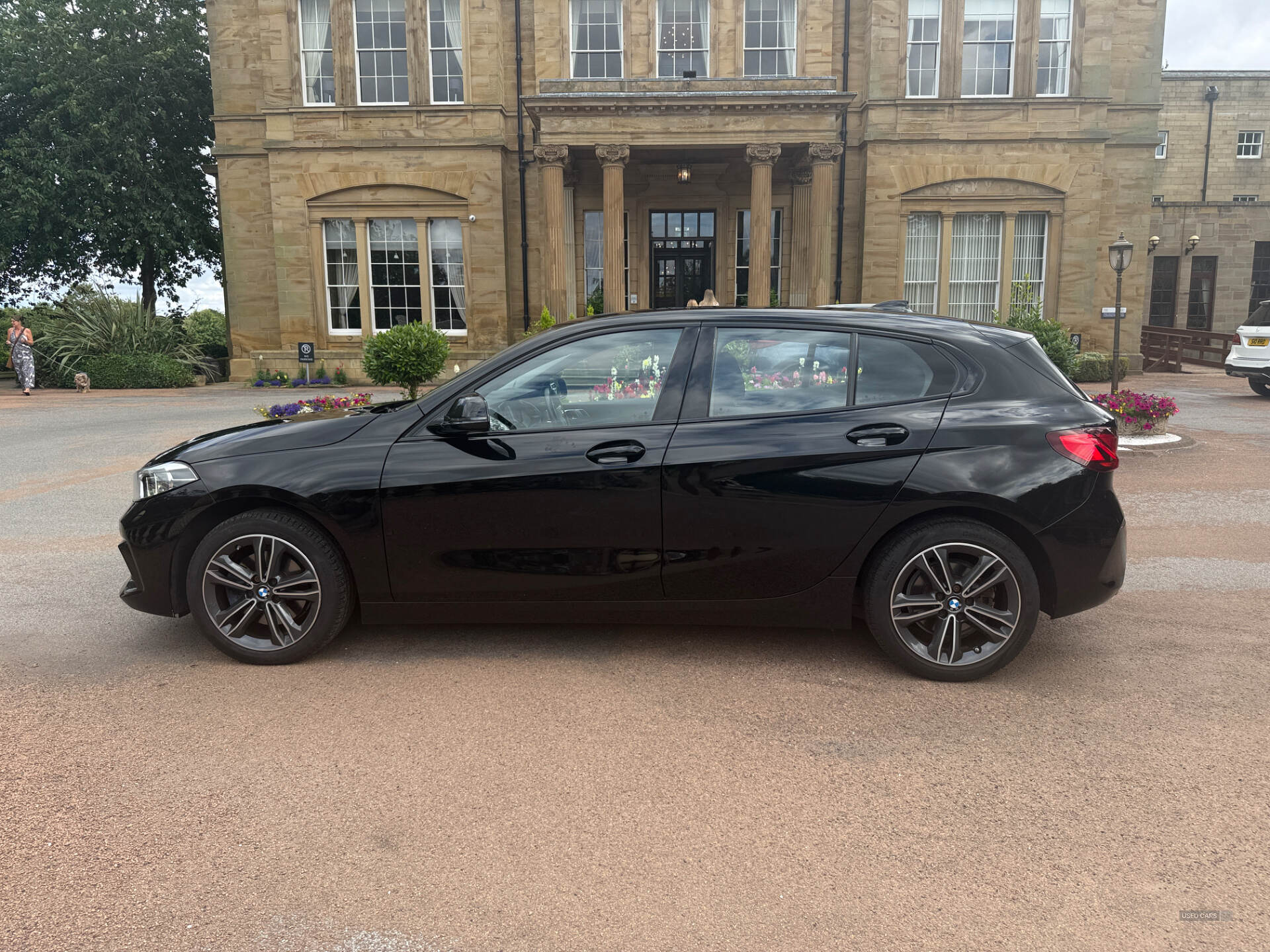 BMW 1 Series HATCHBACK in Down
