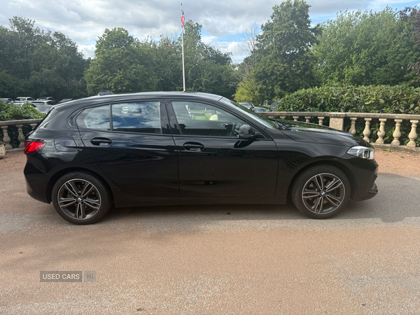BMW 1 Series HATCHBACK in Down