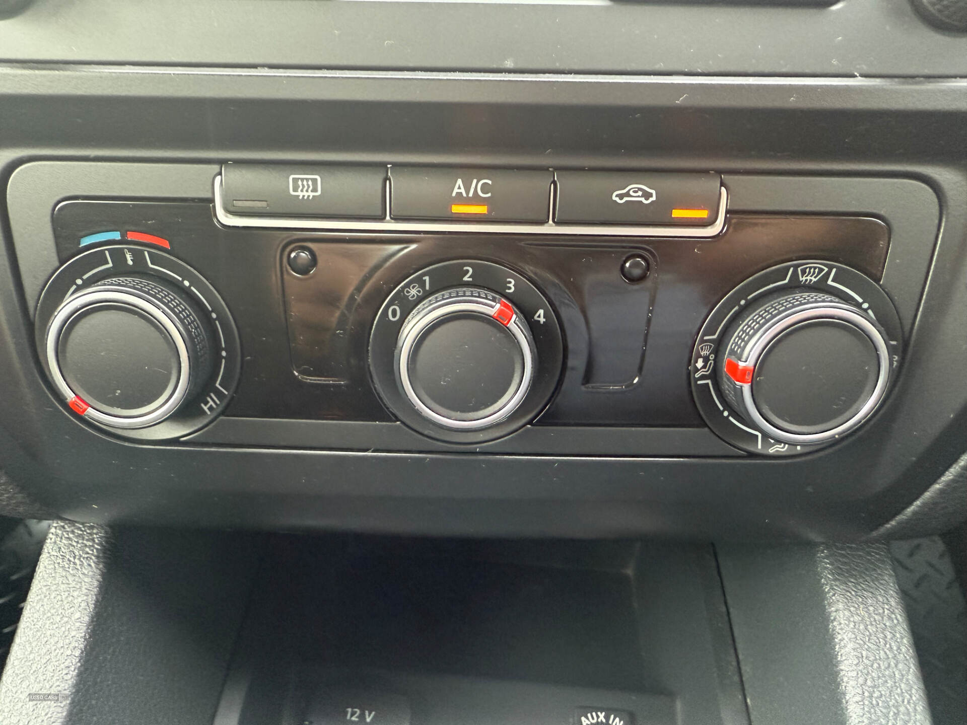 Volkswagen Jetta DIESEL SALOON in Antrim