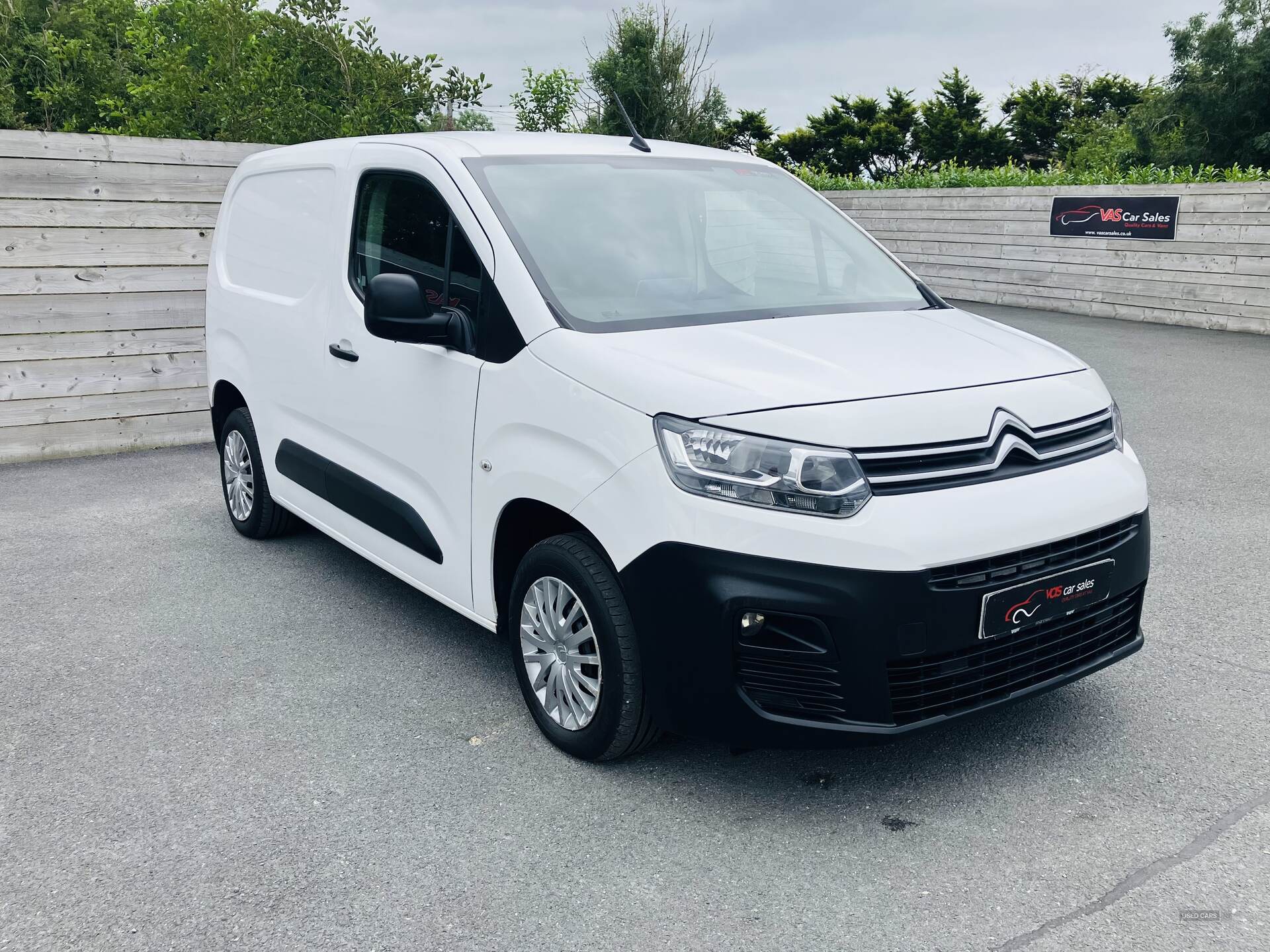 Citroen Berlingo M DIESEL in Down