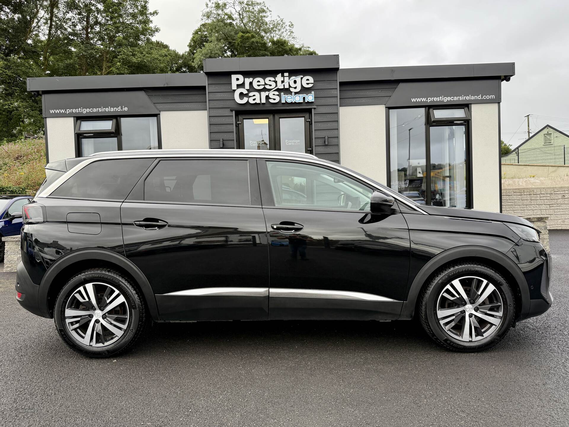 Peugeot 5008 DIESEL ESTATE in Tyrone