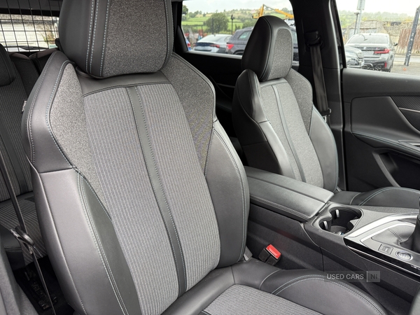 Peugeot 5008 DIESEL ESTATE in Tyrone