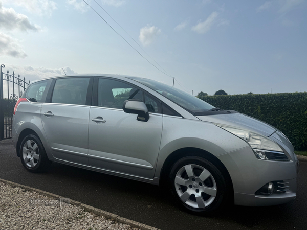 Peugeot 5008 ESTATE in Antrim