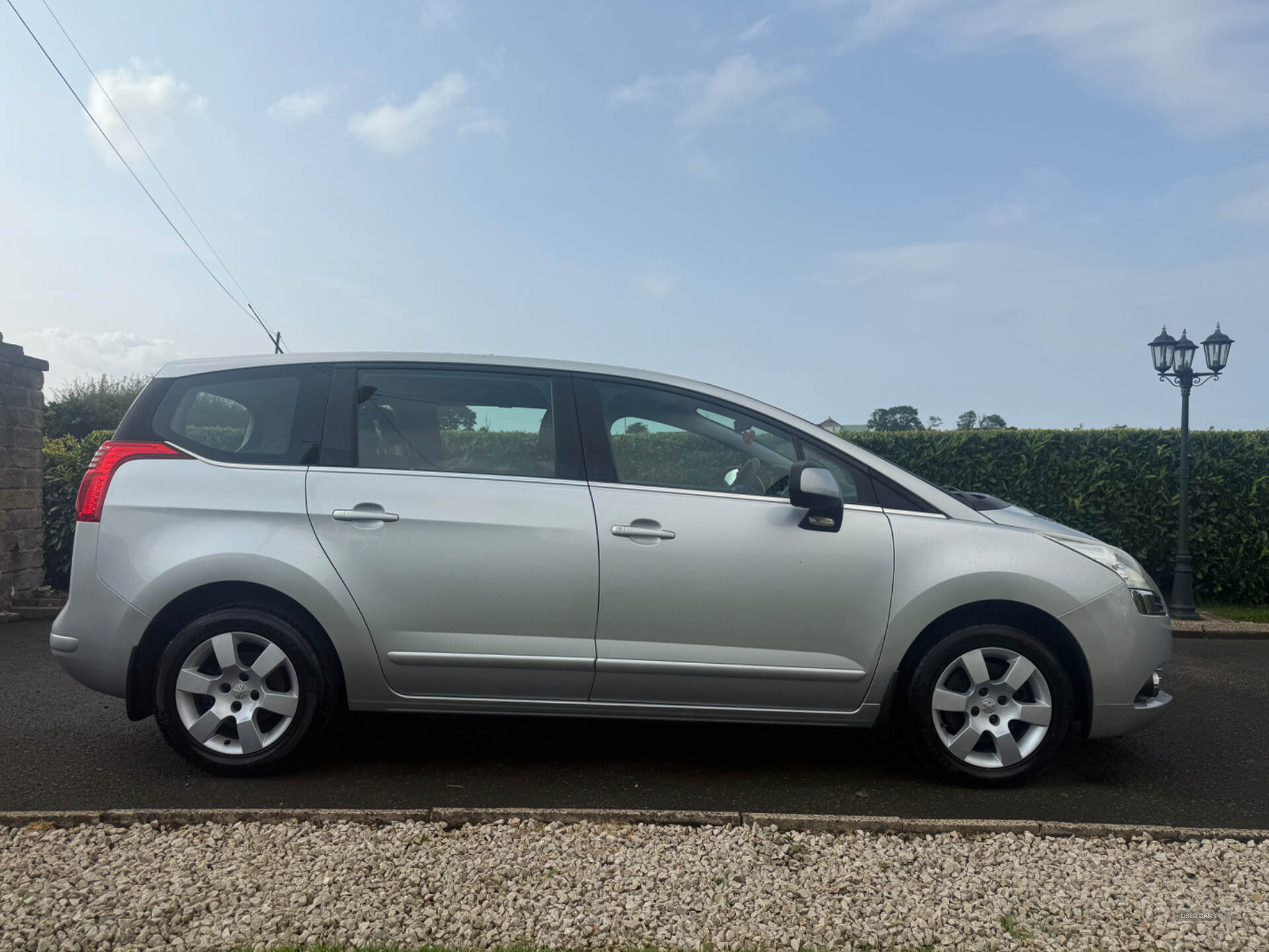 Peugeot 5008 ESTATE in Antrim