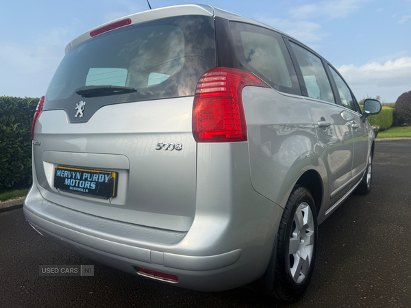 Peugeot 5008 ESTATE in Antrim
