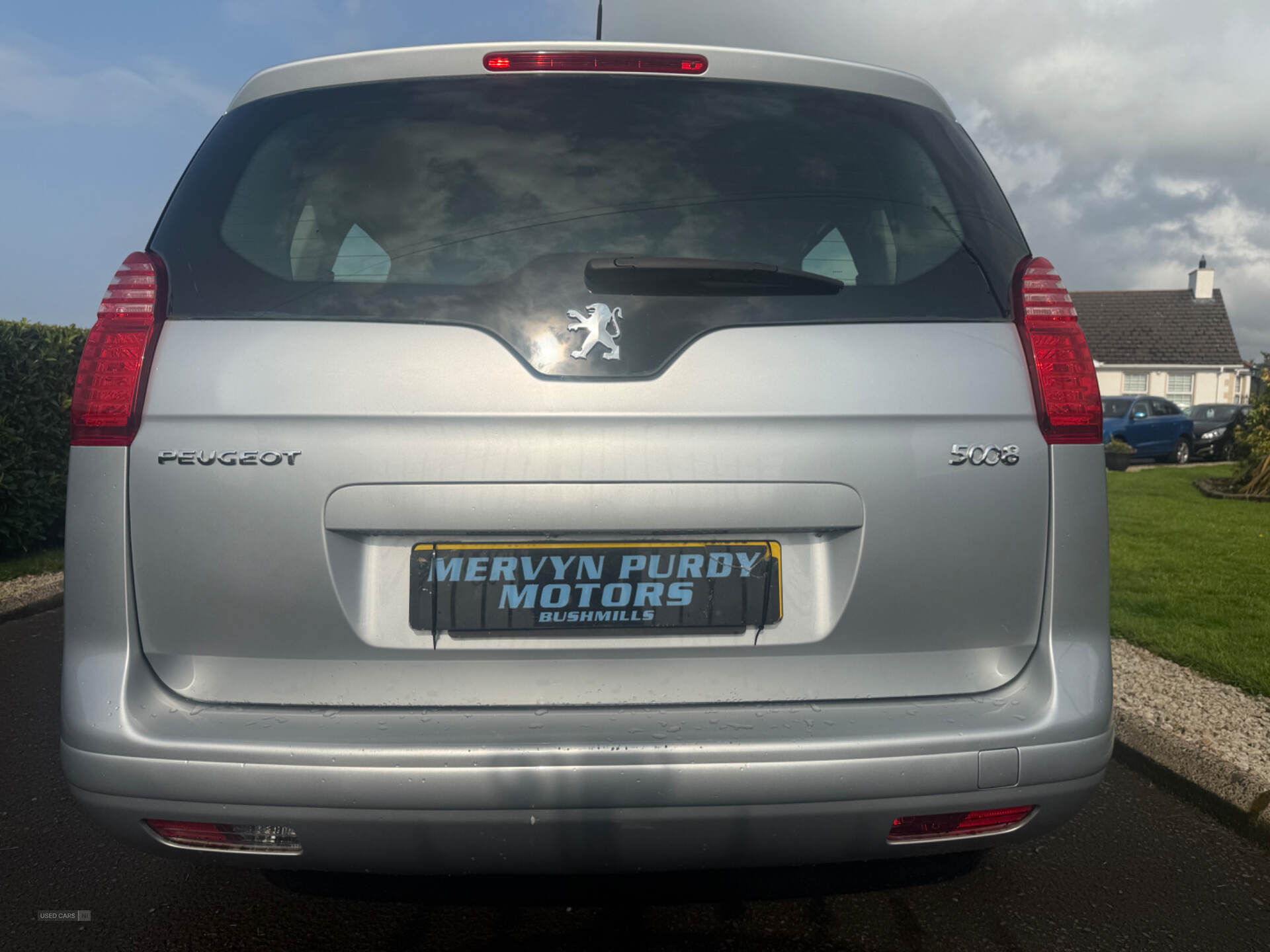 Peugeot 5008 ESTATE in Antrim