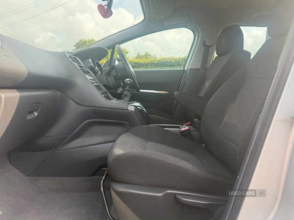 Peugeot 5008 ESTATE in Antrim