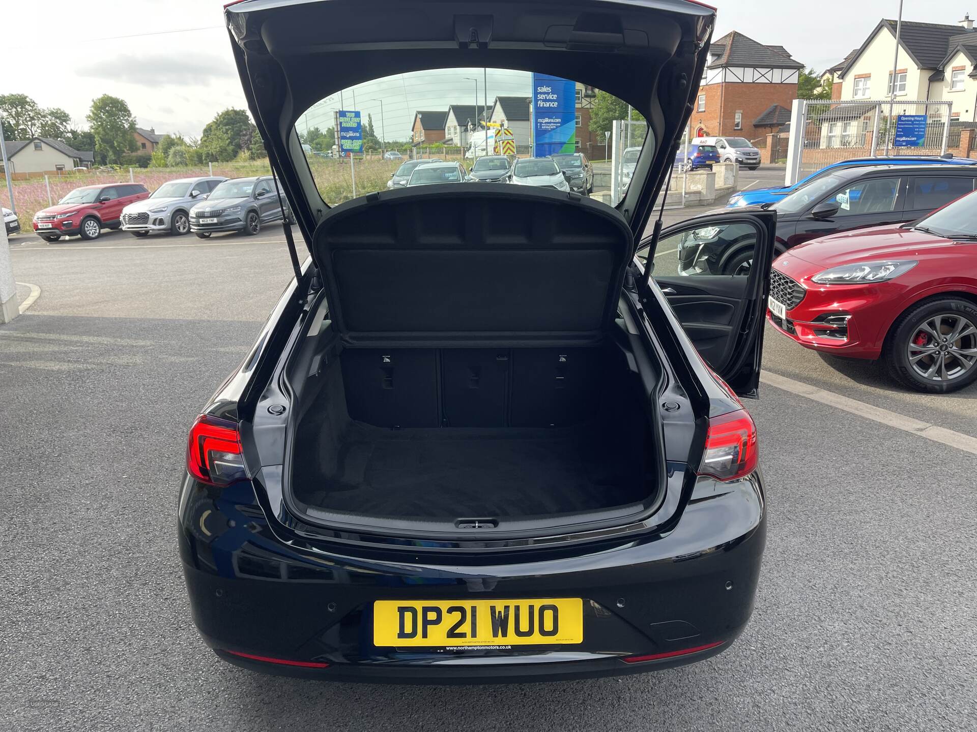 Car Thumbnail 19