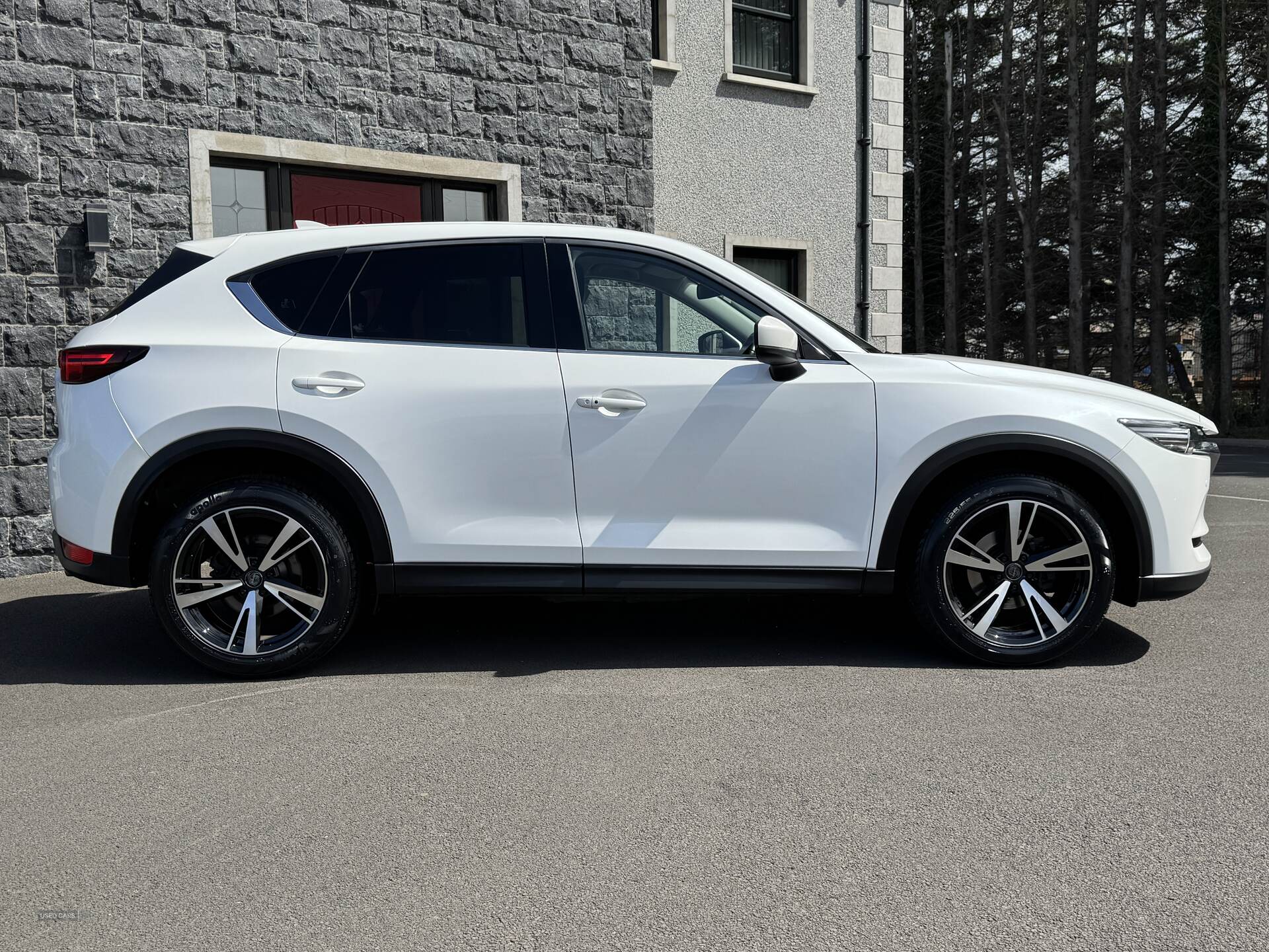 Car Thumbnail 11