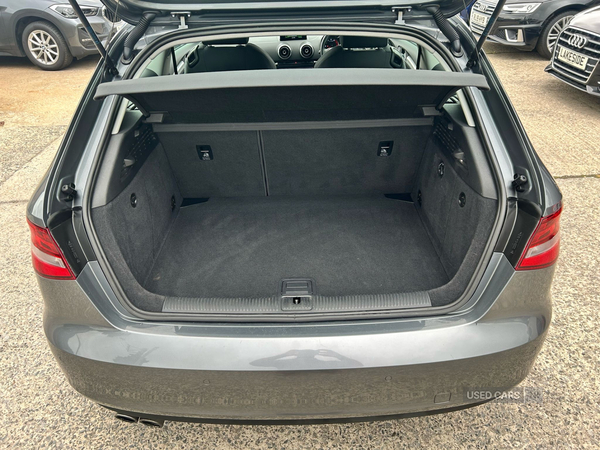 Audi A3 HATCHBACK in Down