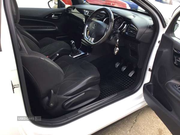 DS 3 DIESEL CABRIO in Derry / Londonderry