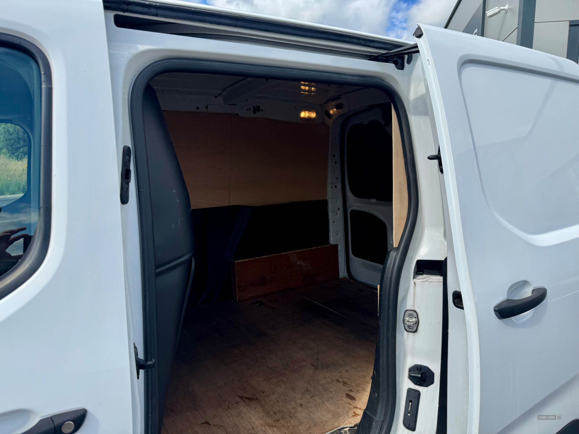 Peugeot Partner STANDARD DIESEL in Derry / Londonderry