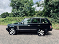 Land Rover Range Rover 4.4 V8 VOGUE 4dr Auto in Antrim