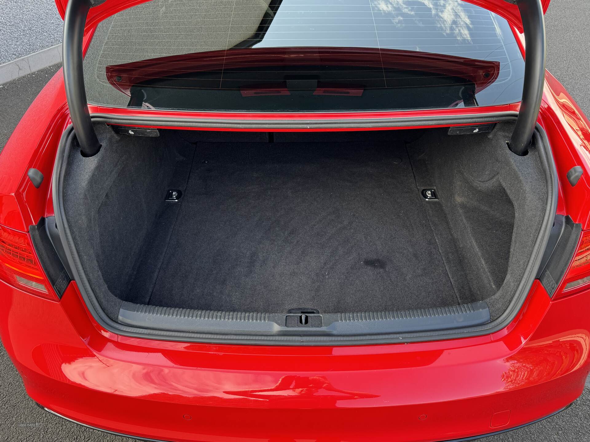 Car Thumbnail 9