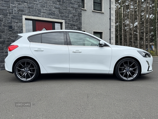 Ford Focus DIESEL HATCHBACK in Antrim