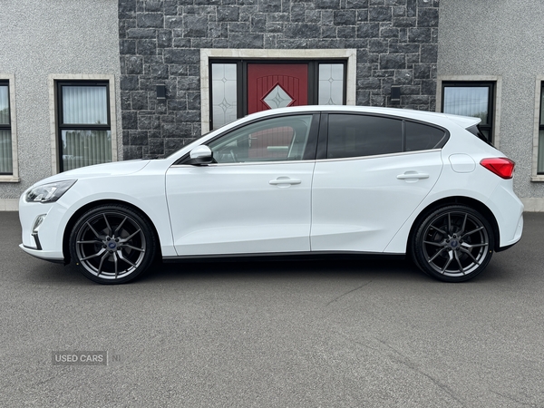 Ford Focus DIESEL HATCHBACK in Antrim