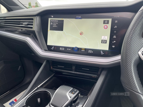 Volkswagen Touareg DIESEL ESTATE in Tyrone