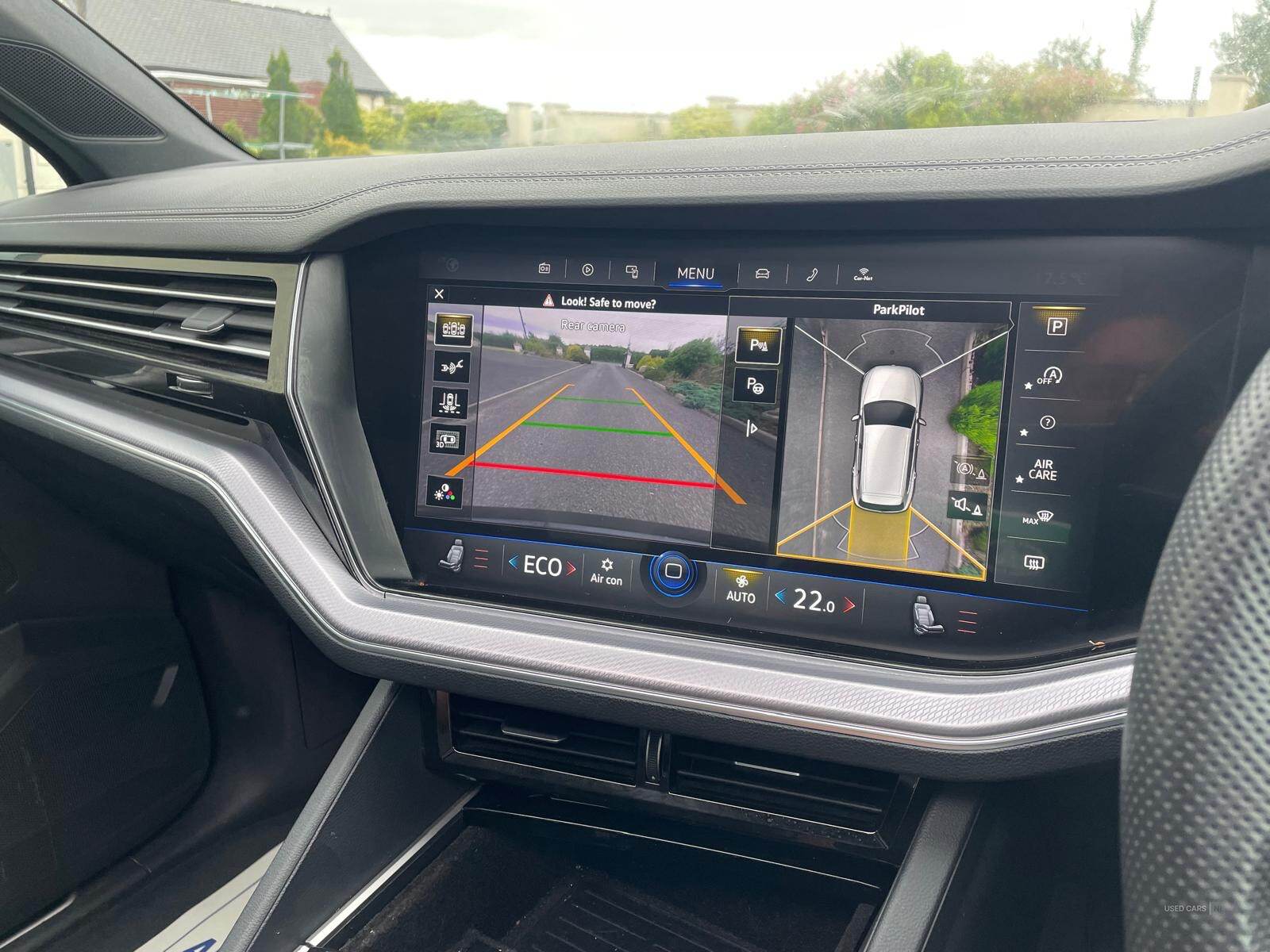 Volkswagen Touareg DIESEL ESTATE in Tyrone