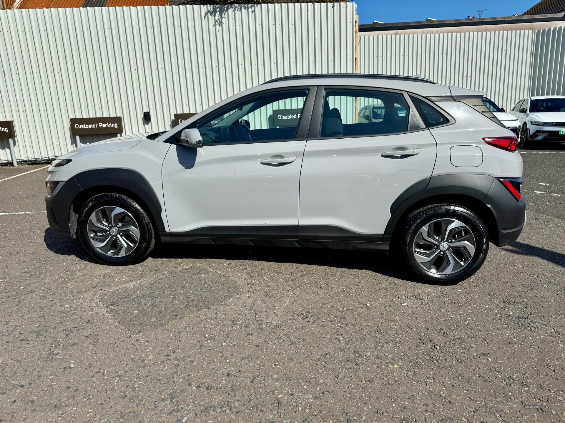Hyundai Kona HATCHBACK in Down