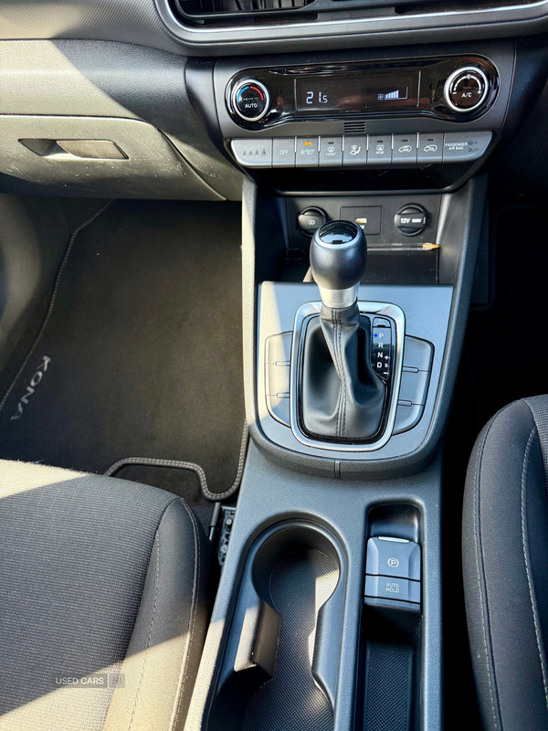 Hyundai Kona HATCHBACK in Down