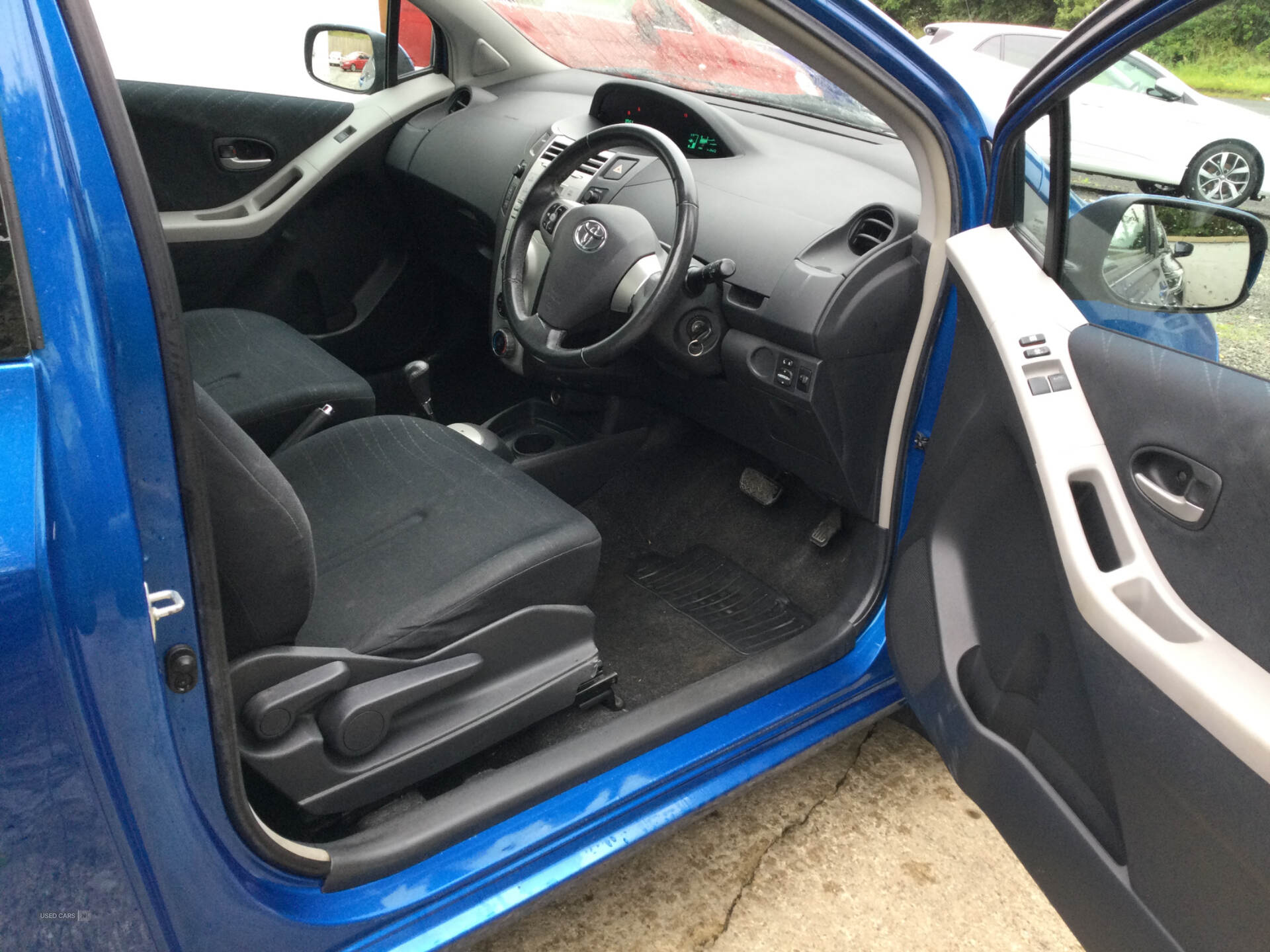 Toyota Yaris HATCHBACK in Derry / Londonderry