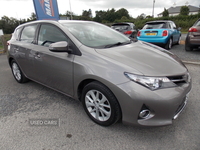 Toyota Auris HATCHBACK in Down