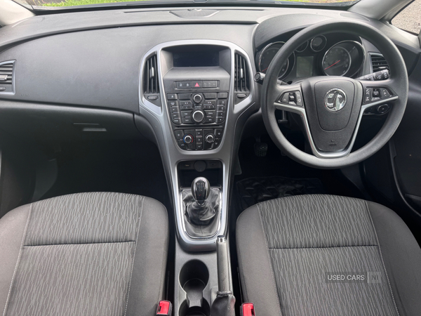 Vauxhall Astra HATCHBACK in Down