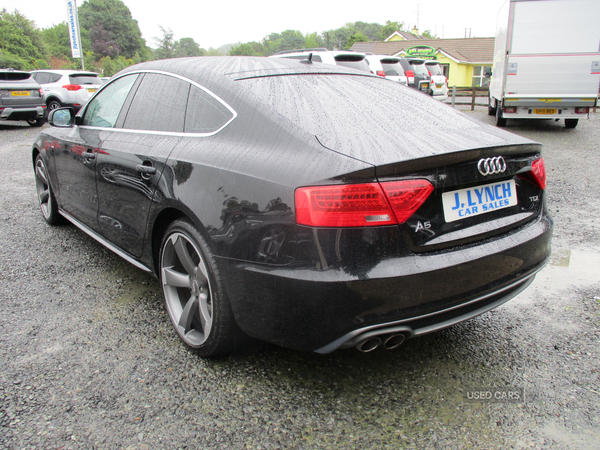 Audi A5 DIESEL SPORTBACK in Down