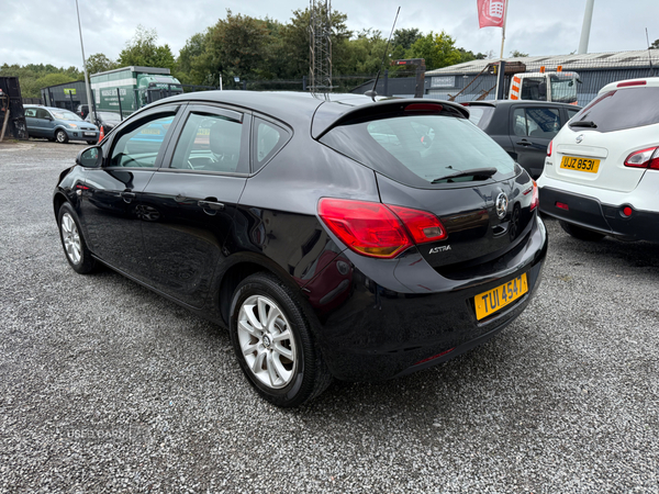 Vauxhall Astra HATCHBACK in Down