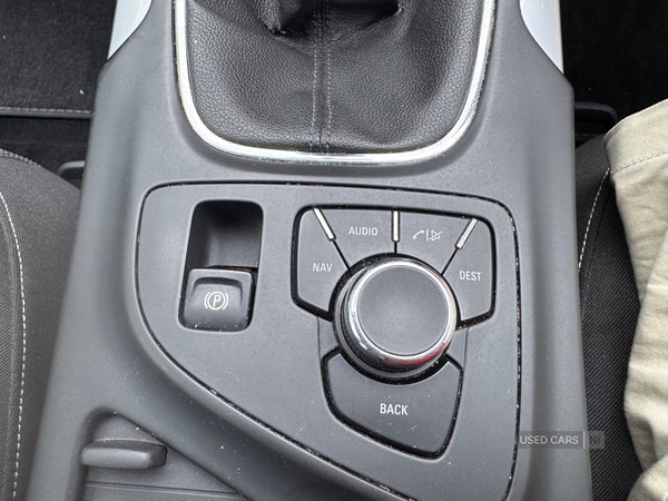 Vauxhall Insignia DIESEL HATCHBACK in Down
