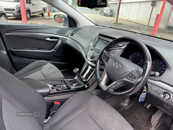 Hyundai i40 DIESEL SALOON in Armagh