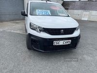 Peugeot Partner 1.5 BlueHDi 1000 Professional Premium + Standard Panel Van 5dr Diesel Manual SWB Euro 6 (s/s) (100 bhp) in Down