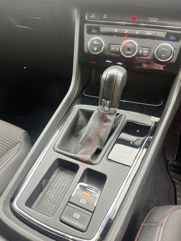 Seat Leon DIESEL HATCHBACK in Derry / Londonderry
