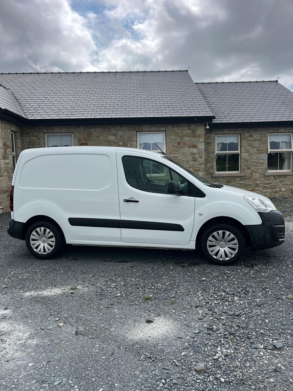 Citroen Berlingo L1 DIESEL in Down