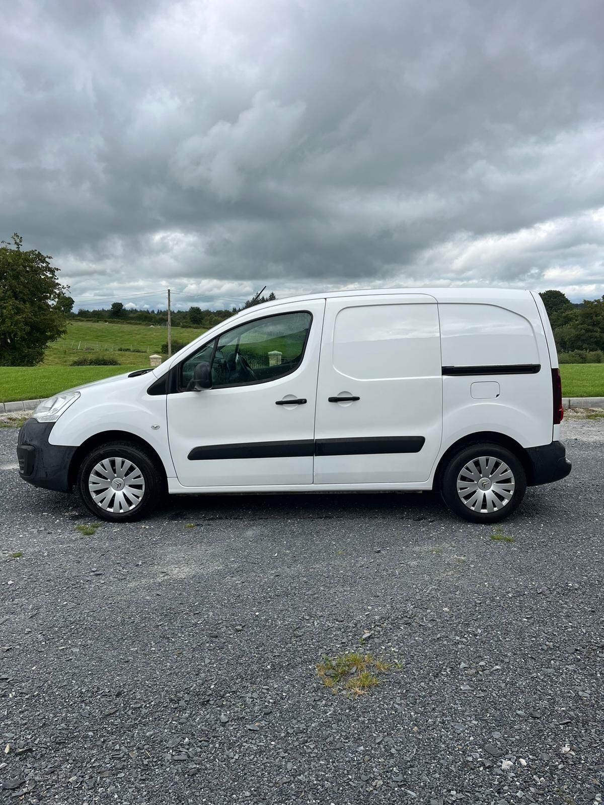 Citroen Berlingo L1 DIESEL in Down