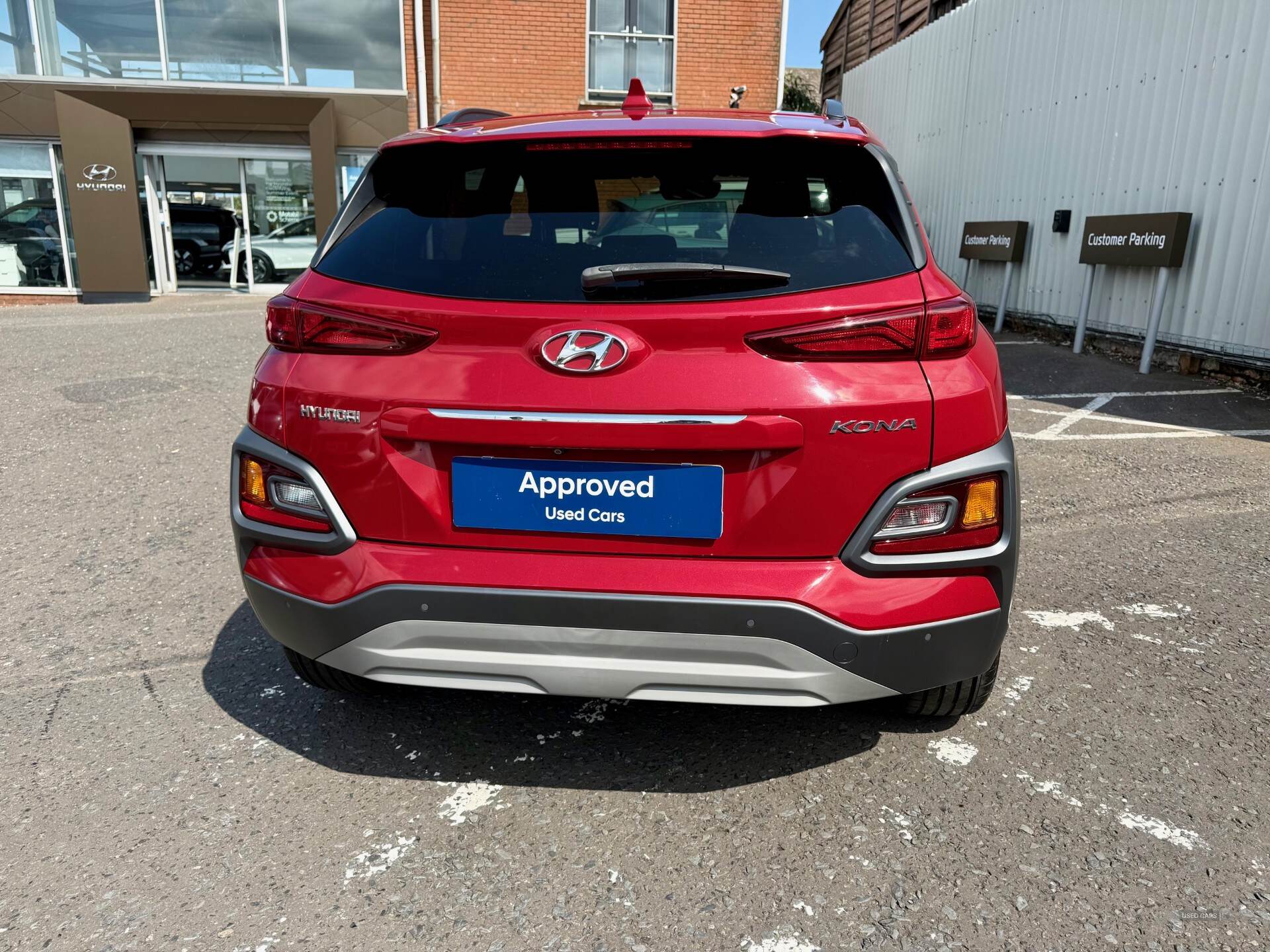 Hyundai Kona HATCHBACK in Down