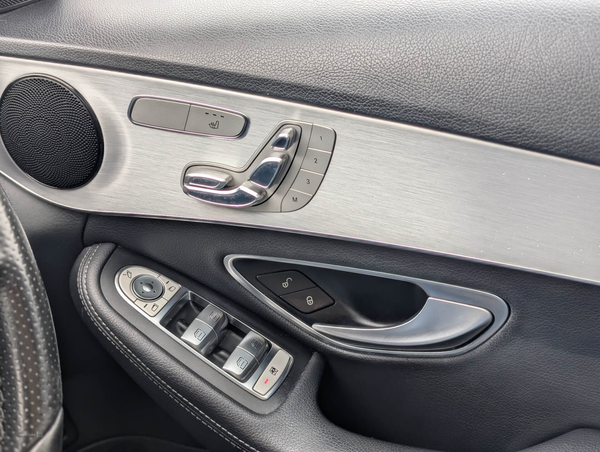 Car Thumbnail 13