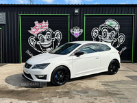 Seat Leon SPORT COUPE in Down