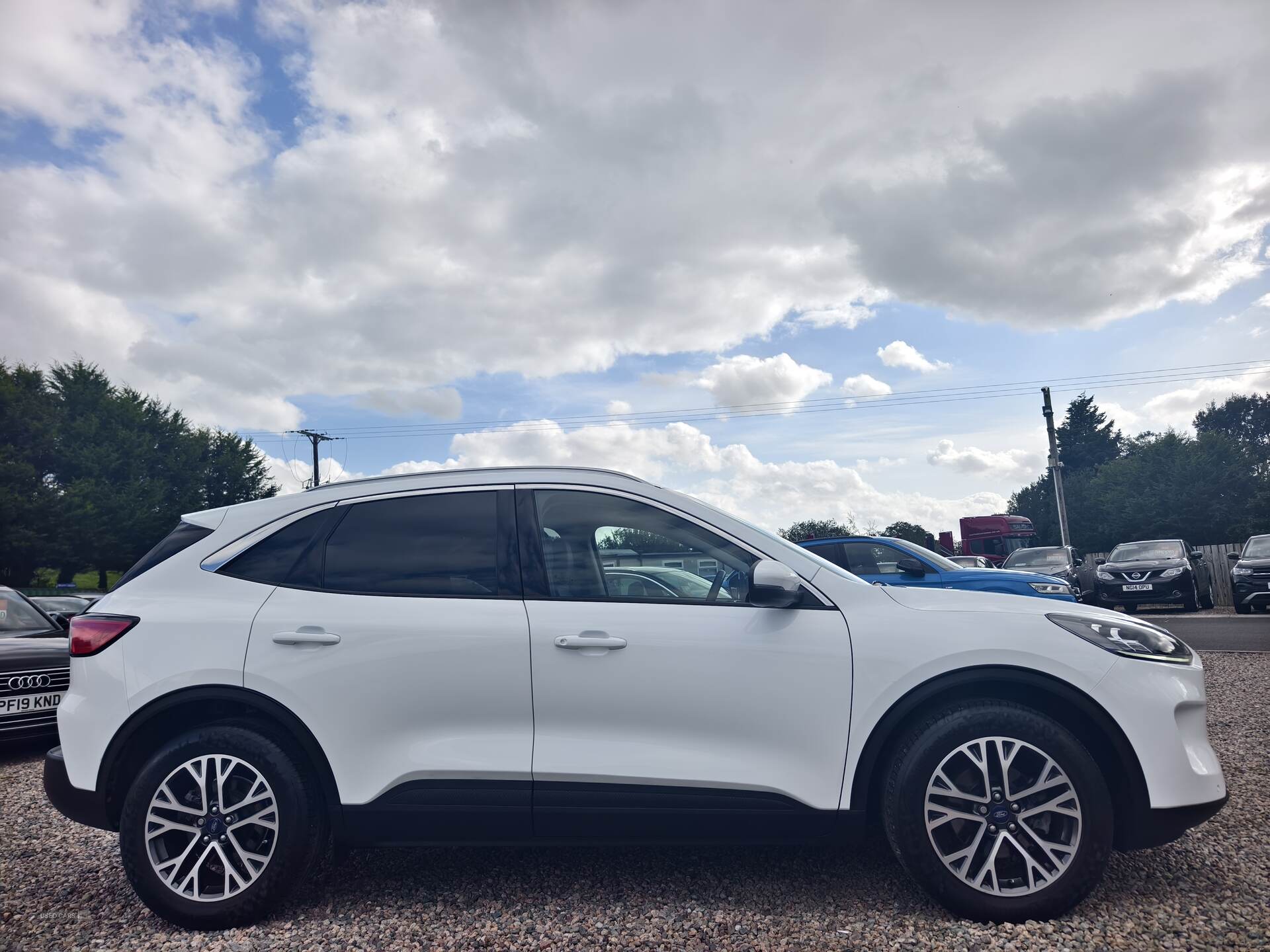 Ford Kuga DIESEL ESTATE in Fermanagh