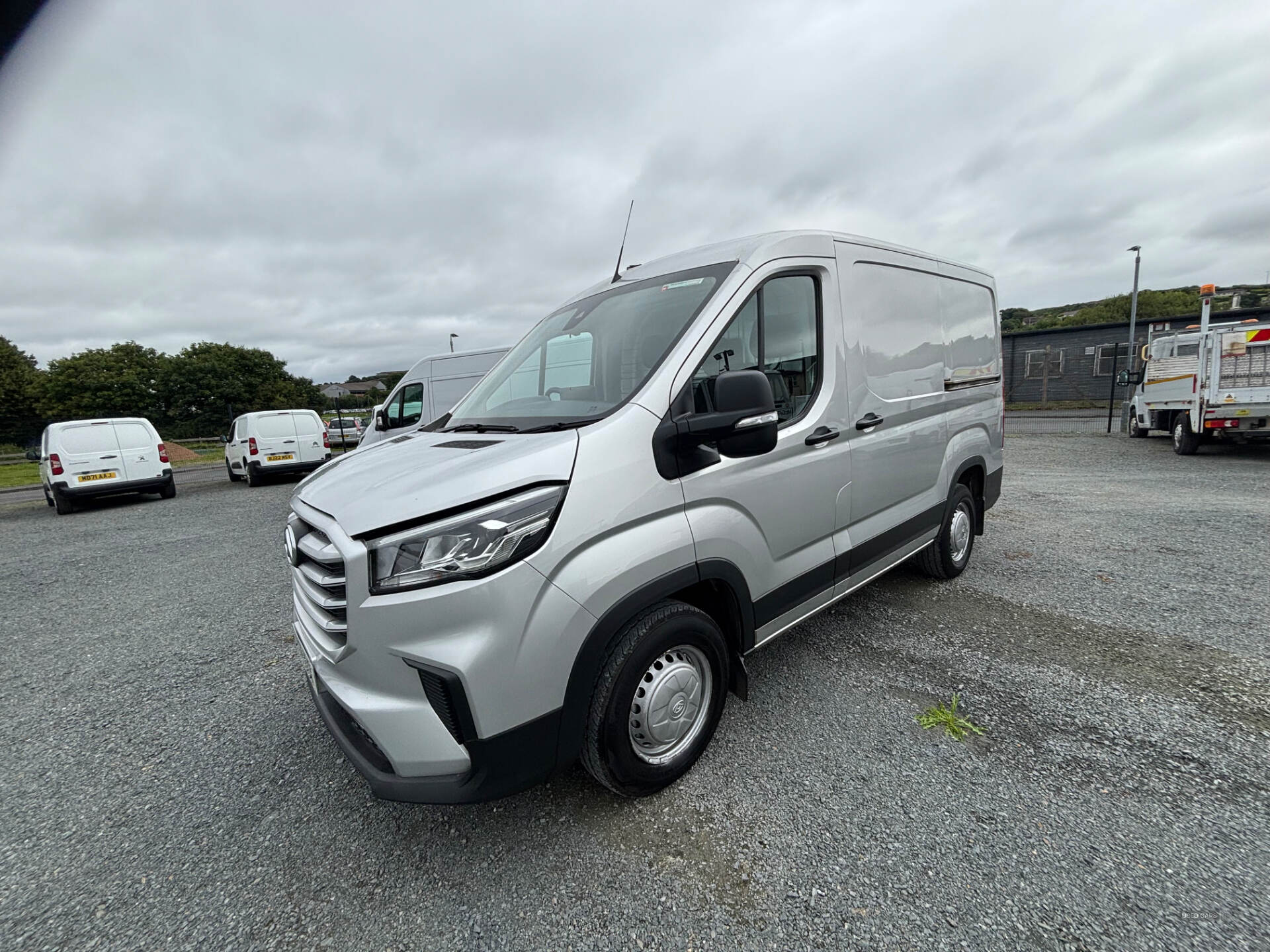 MAXUS / LDV Deliver 9 LWB DIESEL FWD in Down