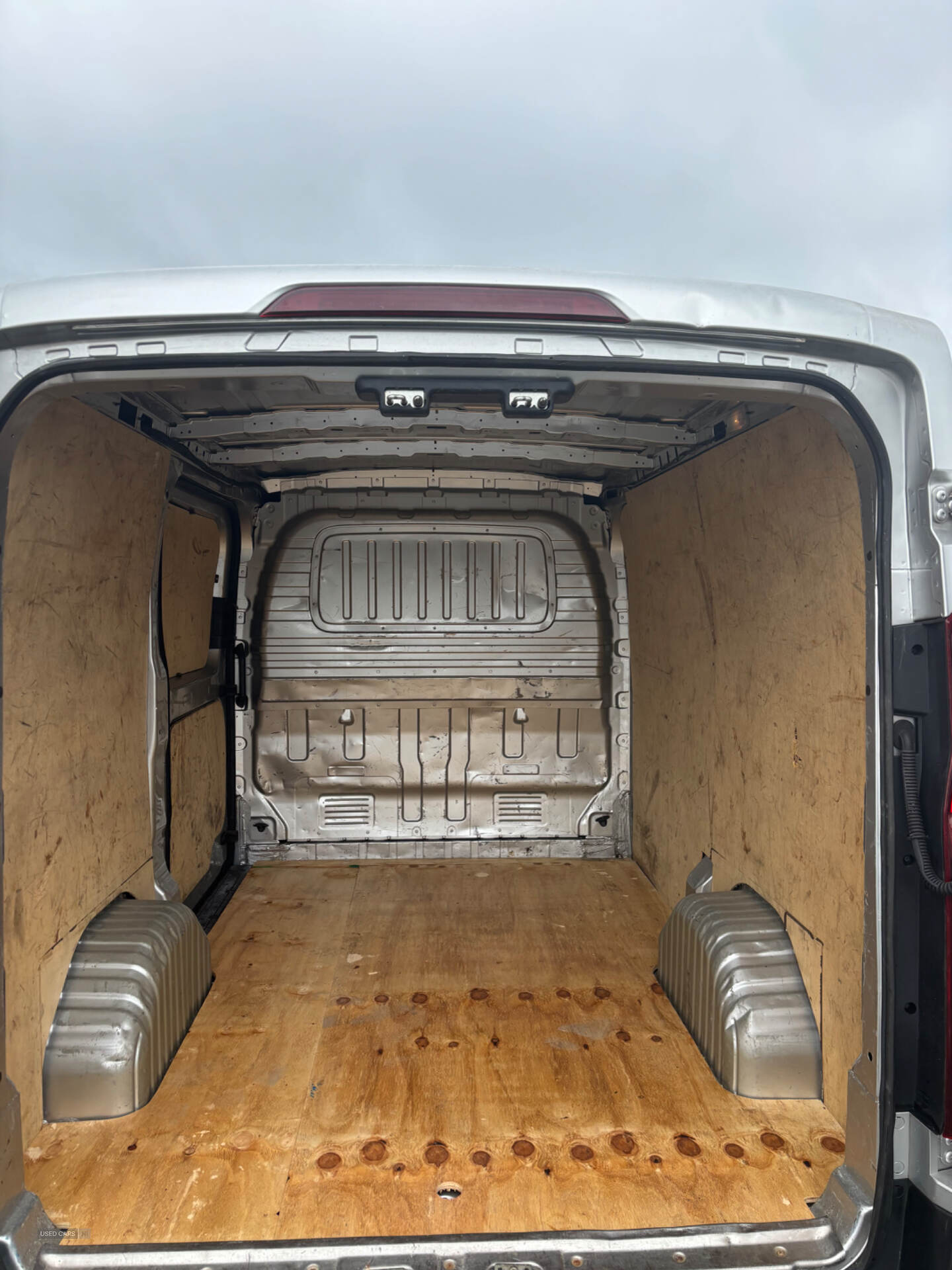MAXUS / LDV Deliver 9 LWB DIESEL FWD in Down