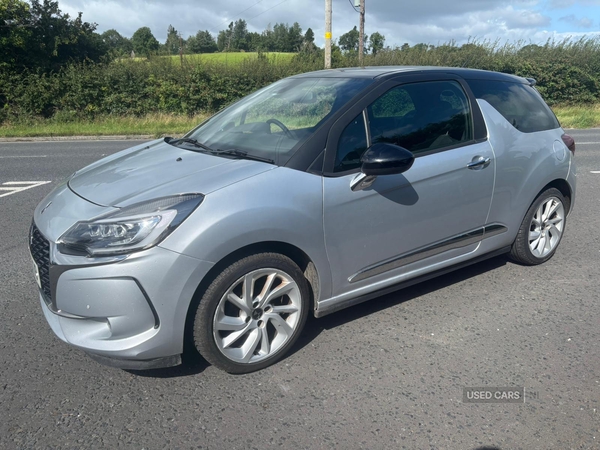 DS 3 DIESEL HATCHBACK in Down