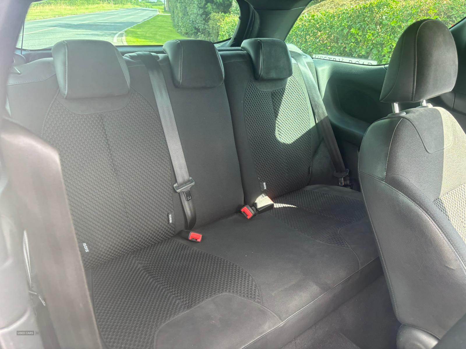 DS 3 DIESEL HATCHBACK in Down