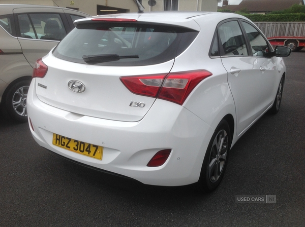 Hyundai i30 HATCHBACK in Down