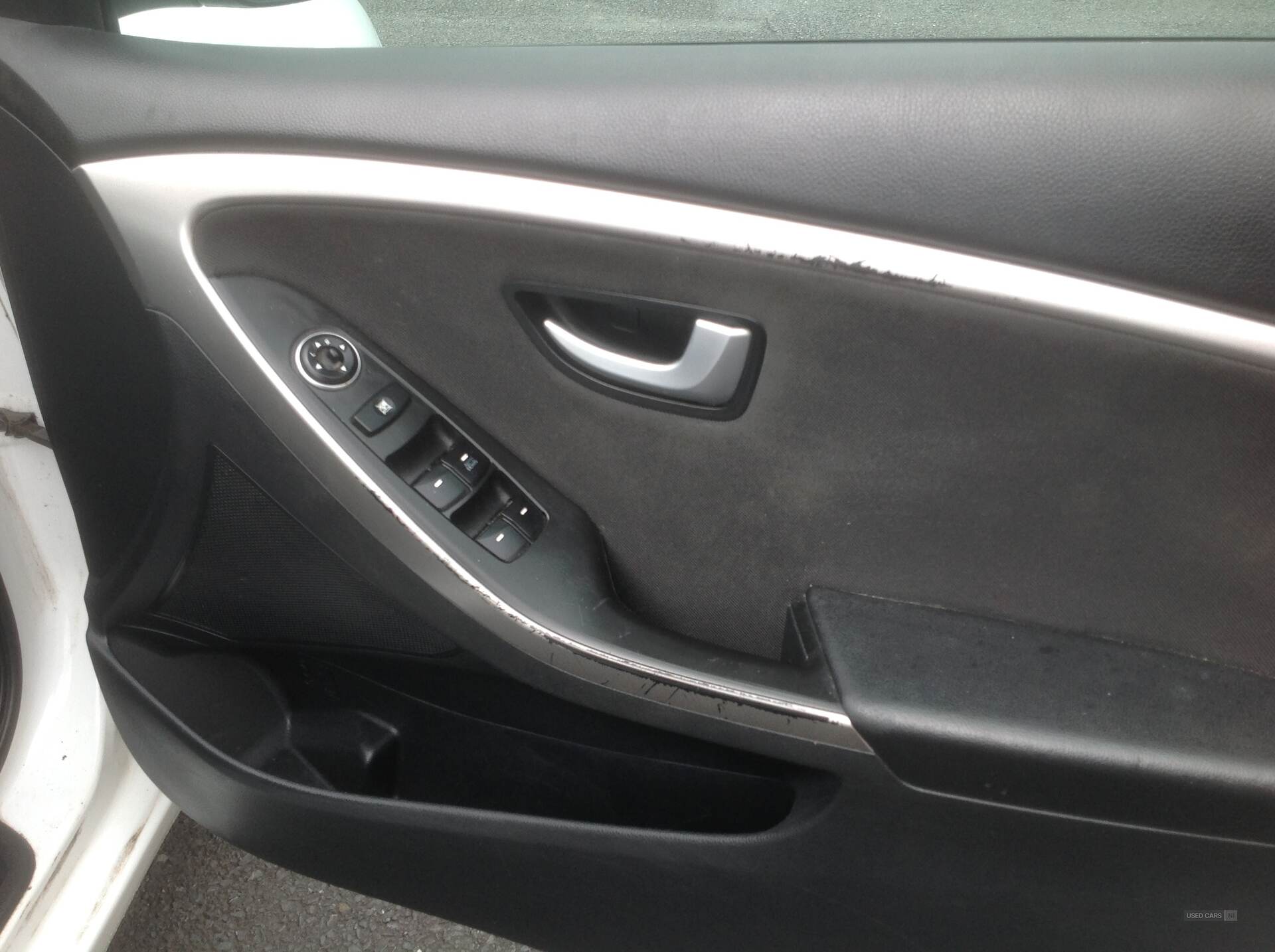 Hyundai i30 HATCHBACK in Down