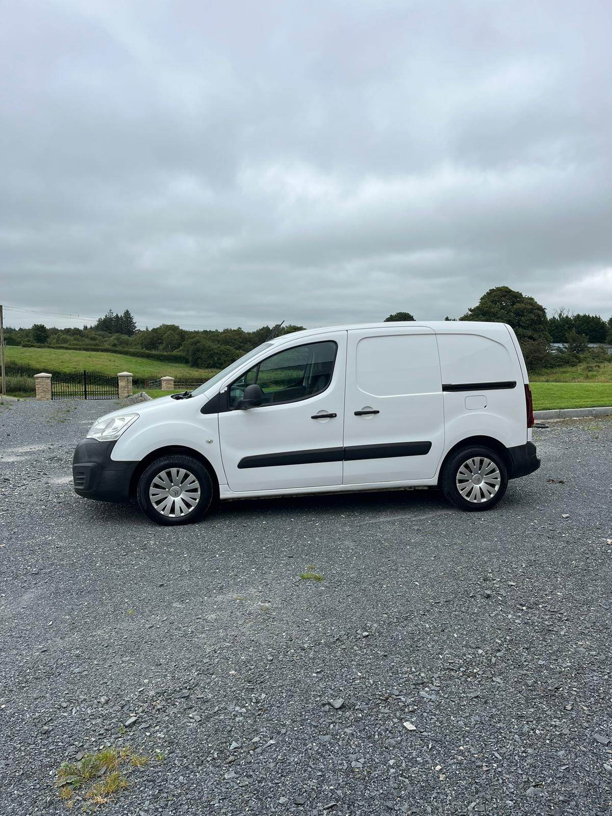 Citroen Berlingo L1 DIESEL in Down