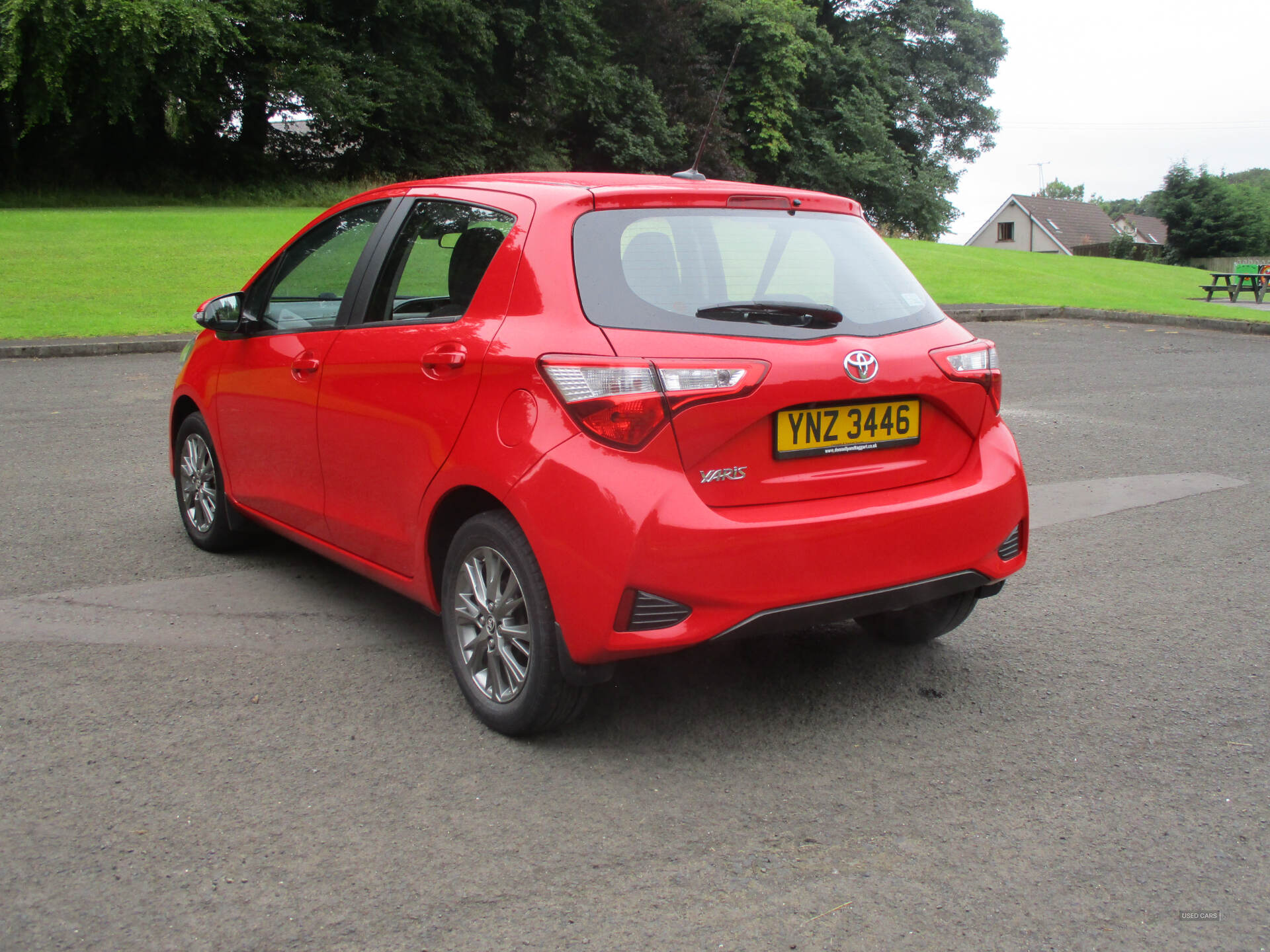 Car Thumbnail 5